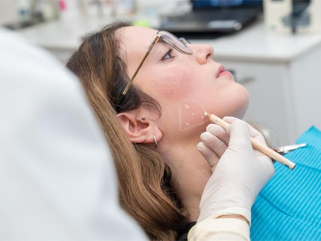 ¿Cuánto hueso se necesita realmente para un implante dental?