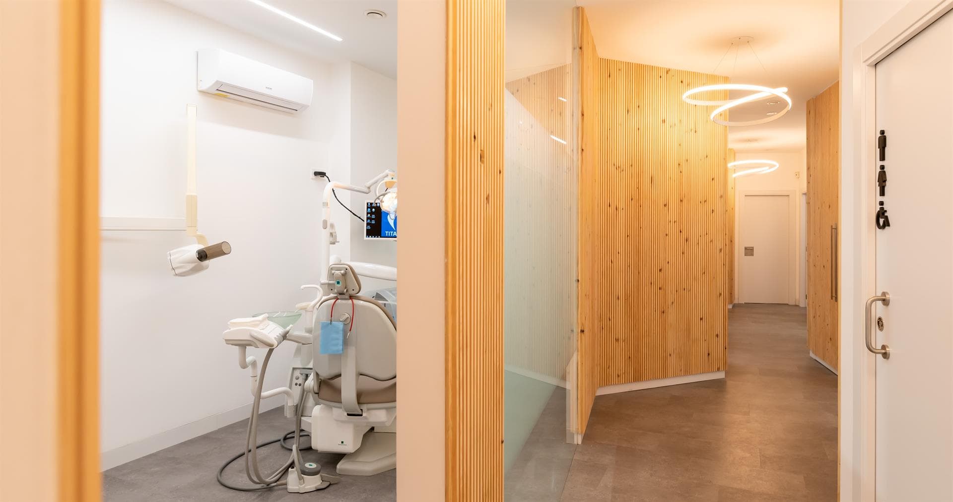 Instalaciones de Titanium Clínica Dental & Estética en Vigo