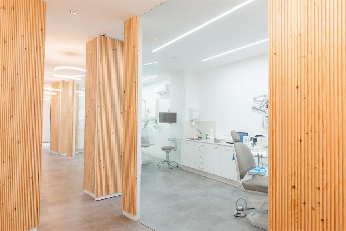 Instalaciones de Titanium Clínica Dental & Estética en Vigo